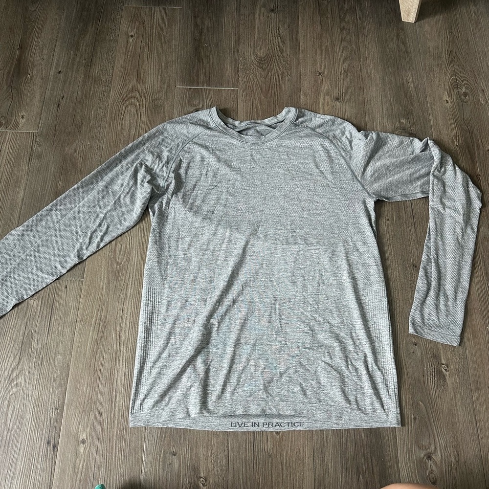 Lululemon Men’s Long-Sleeved Shirt